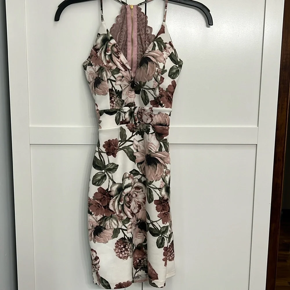 Mini Dress - Picture 1 of 5